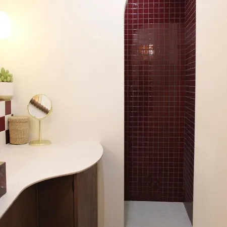 Quiet With Private Garden 20th Apartment Paris
